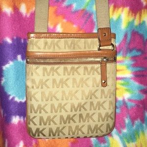 Michael Kors shoulder purse